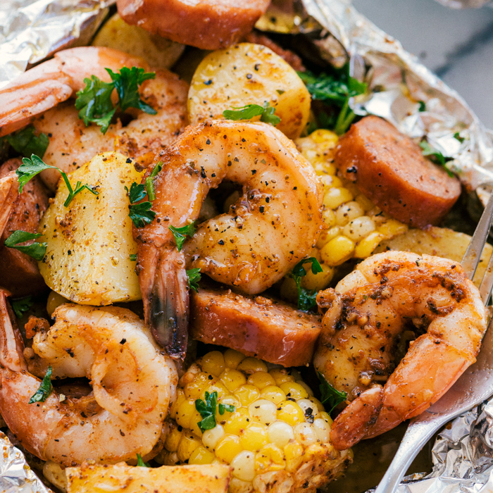 Easy Shrimp Boil Foil Packets The Food Cafe Just Say Yum