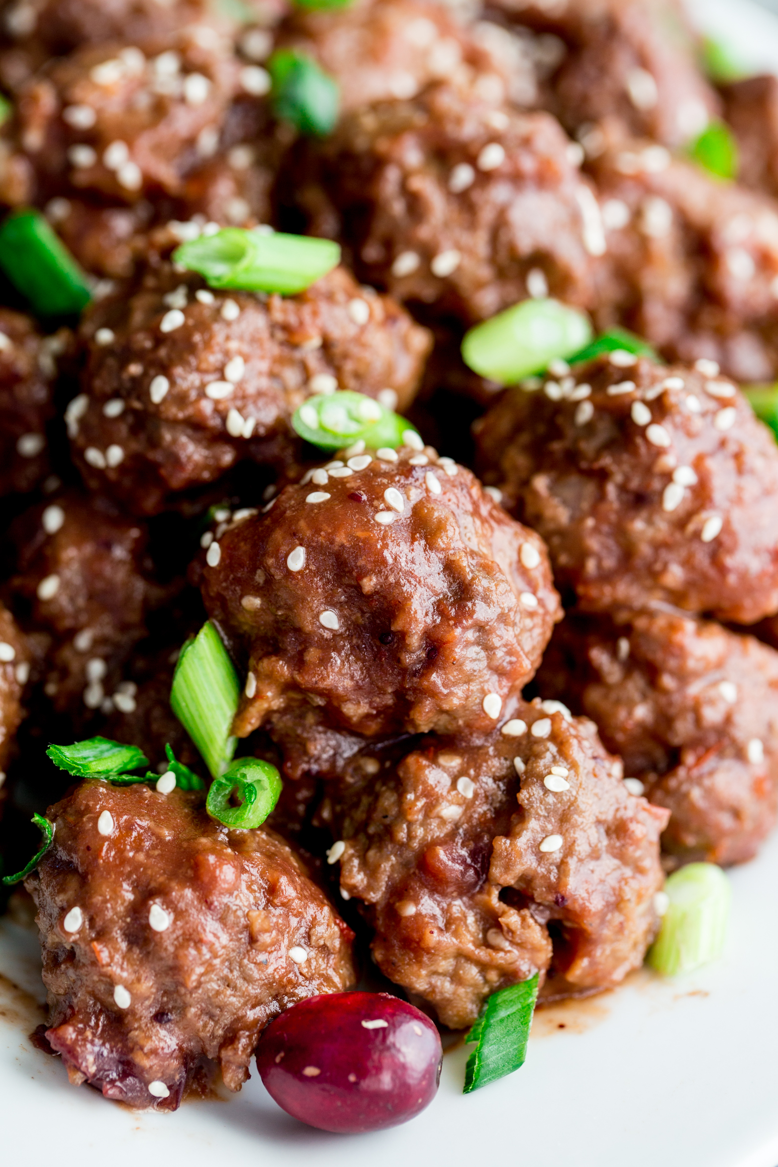 Slow Cooker Cranberry Meatballs | The Food Cafe