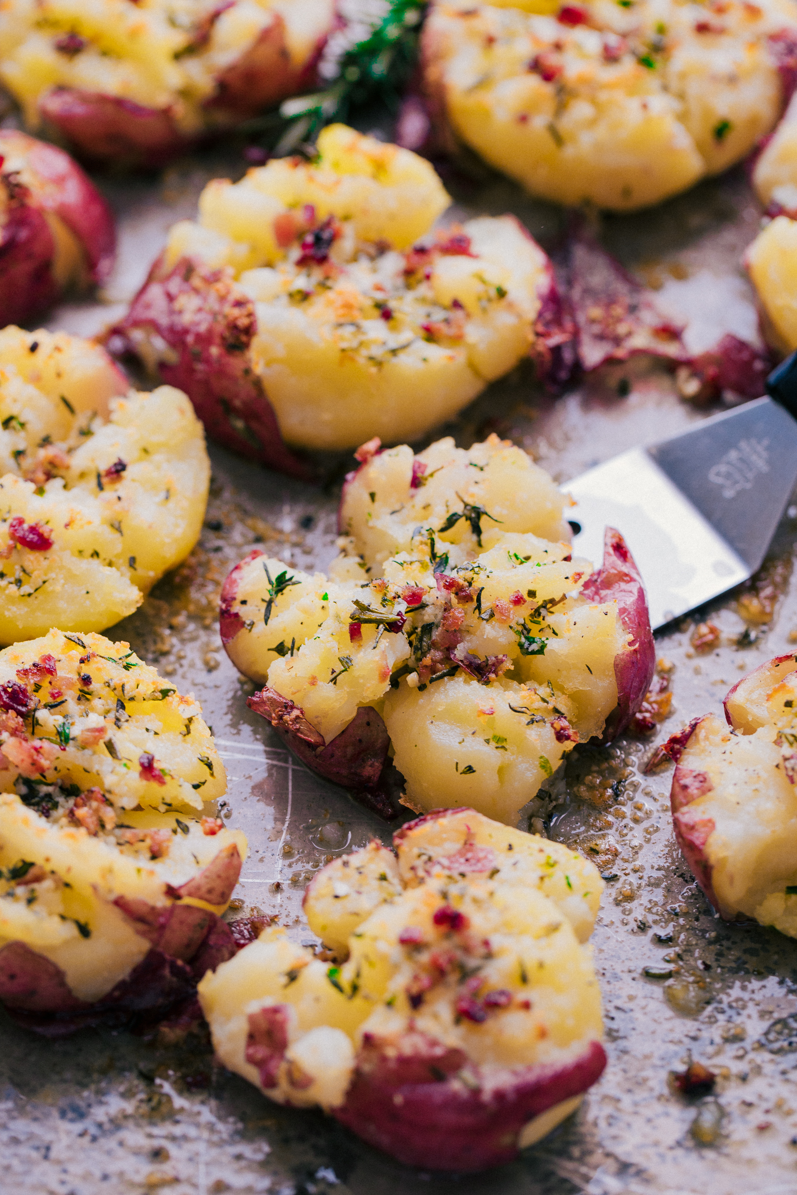 Herb Garlic Butter Smashed Potatoes | The Food Cafe